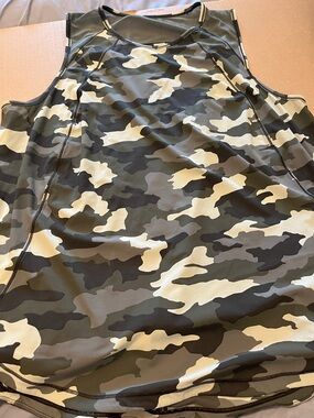 lululemon athletica Women's Camo Tank Top in Green, Black, Cream